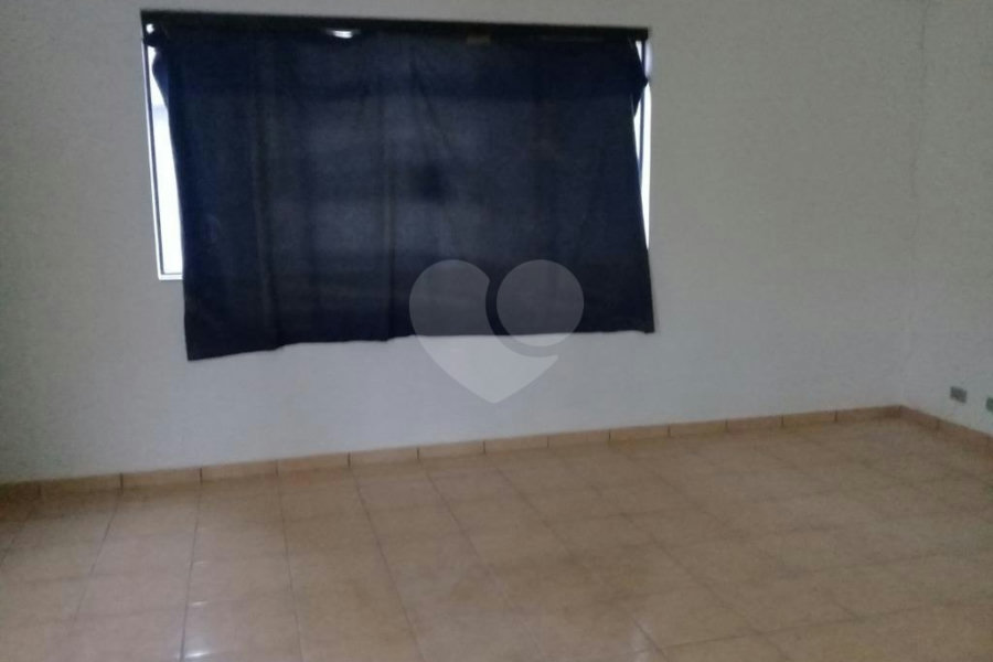 Sobrado à venda com 3 quartos, sendo 1 suíte,  em Horto, São Paulo, SP