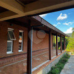 Casa à venda com 4 suítes em Vila Petrópolis, Atibaia, SP