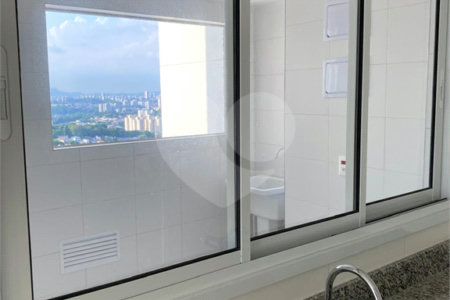 Apartamento à venda com 3 suítes em Jardim Caboré, São Paulo, SP