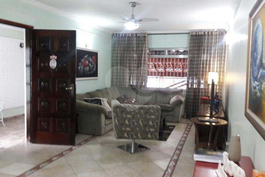 Sobrado à venda com 3 quartos, sendo 1 suíte, em Vila Harmonia, Guarulhos, SP