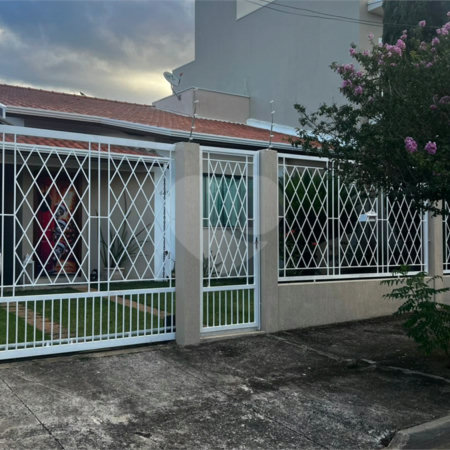 Casa à venda com 4 quartos, sendo 1 suíte,  em Jardim Esplanada, Indaiatuba, SP
