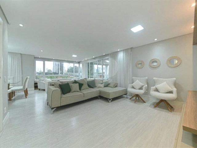 Apartamento à venda ou para alugar com 3 suítes em Brooklin, São Paulo, SP