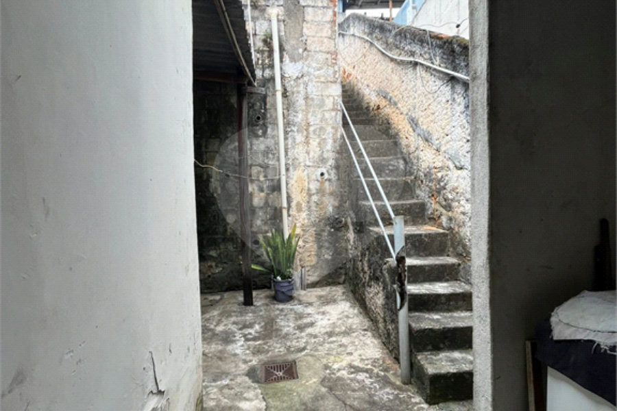 Casa à venda com 2 quartos em Santa Terezinha, São Paulo, SP