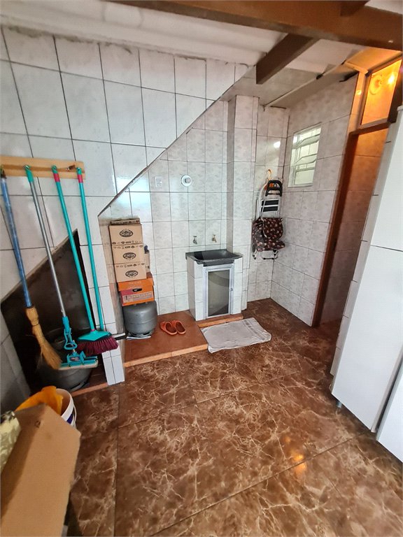 Casa à venda com 6 quartos em Vila dos Remédios, São Paulo, SP