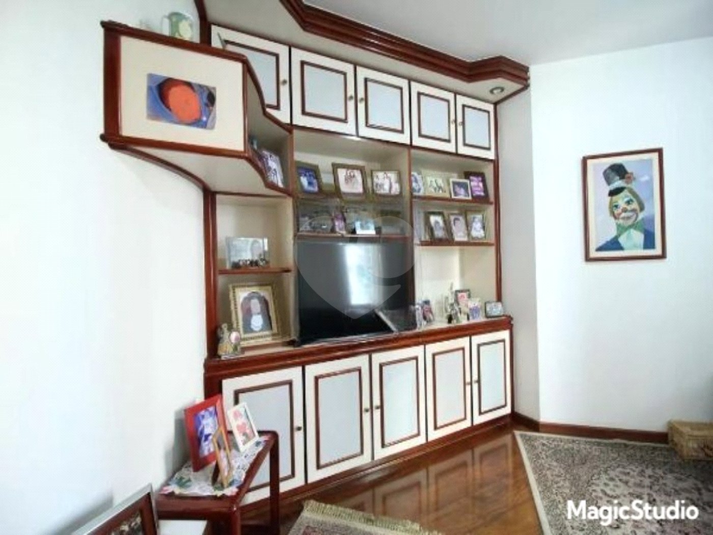 Apartamento à venda com 3 suítes em Vila Regente Feijó, São Paulo, SP