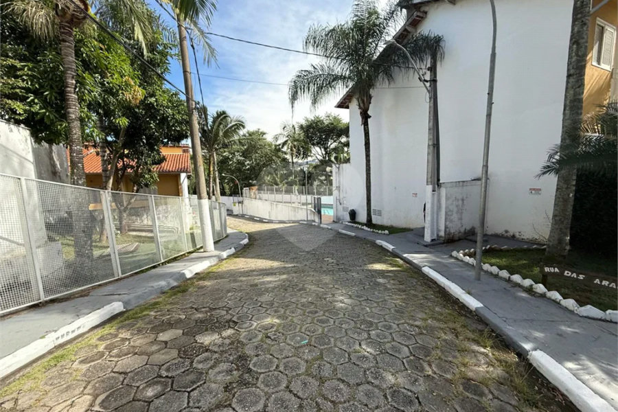 Casa à venda com 2 suítes no condomínio Village Palmas, São Paulo - SP