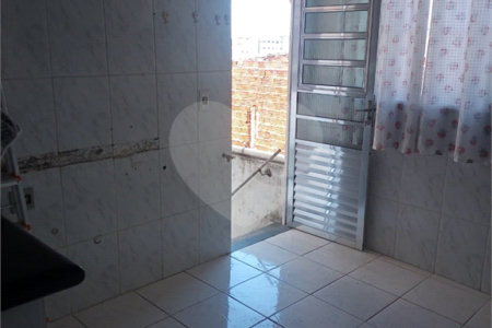 Casa à venda com 3 quartos em Vila Nivi, São Paulo, SP