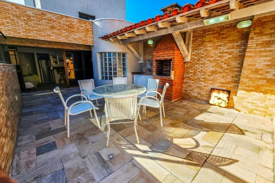 Cobertura à venda com 4 quartos, sendo 2 suítes, em Riviera de São Lourenço, Bertioga, SP