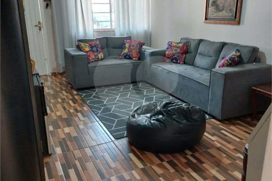 Sobrado com 2 dormitório região na Saúde