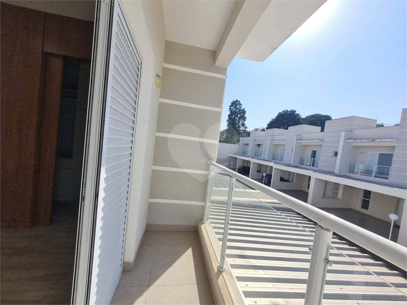 Casa à venda com 3 quartos, sendo 1 suíte, no condomínio Residencial Américo Figueiredo, Sorocaba - SP