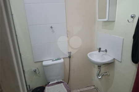 Casa à venda com 2 quartos, sendo 1 suíte,  em Jardim Wanel Ville V, Sorocaba, SP