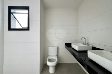 Casa à venda com 3 quartos, sendo 1 suíte, no condomínio : Cube XL Vila Madalena, São Paulo - SP