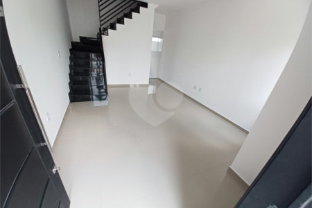 Sobrado à venda com 2 quartos, sendo 1 suíte, em Jardim Patente Novo, São Paulo, SP