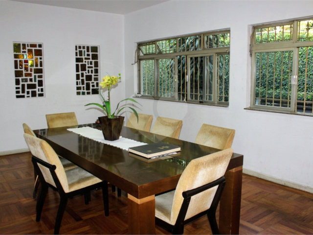 Casa à venda ou para alugar com 4 quartos, sendo 2 suítes,  em Alto da Boa Vista, São Paulo, SP