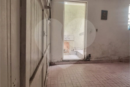 Sobrado à venda com 3 quartos em Vila Medeiros, São Paulo, SP