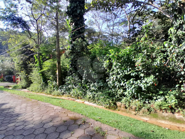 Terreno à venda no condomínio Parque Itatiaia, Mairiporã - SP