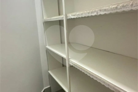 Casa à venda com 3 quartos, sendo 2 suítes, no condomínio Residencial Maria Dulce, Indaiatuba - SP