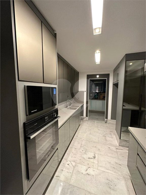 Apartamento à venda com 3 quartos, sendo 1 suíte, em Pompéia, São Paulo, SP