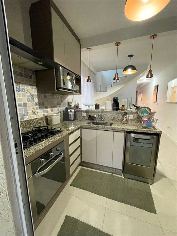 Casa à venda com 3 suítes no condomínio Residencial Rubi, Mogi das Cruzes - SP