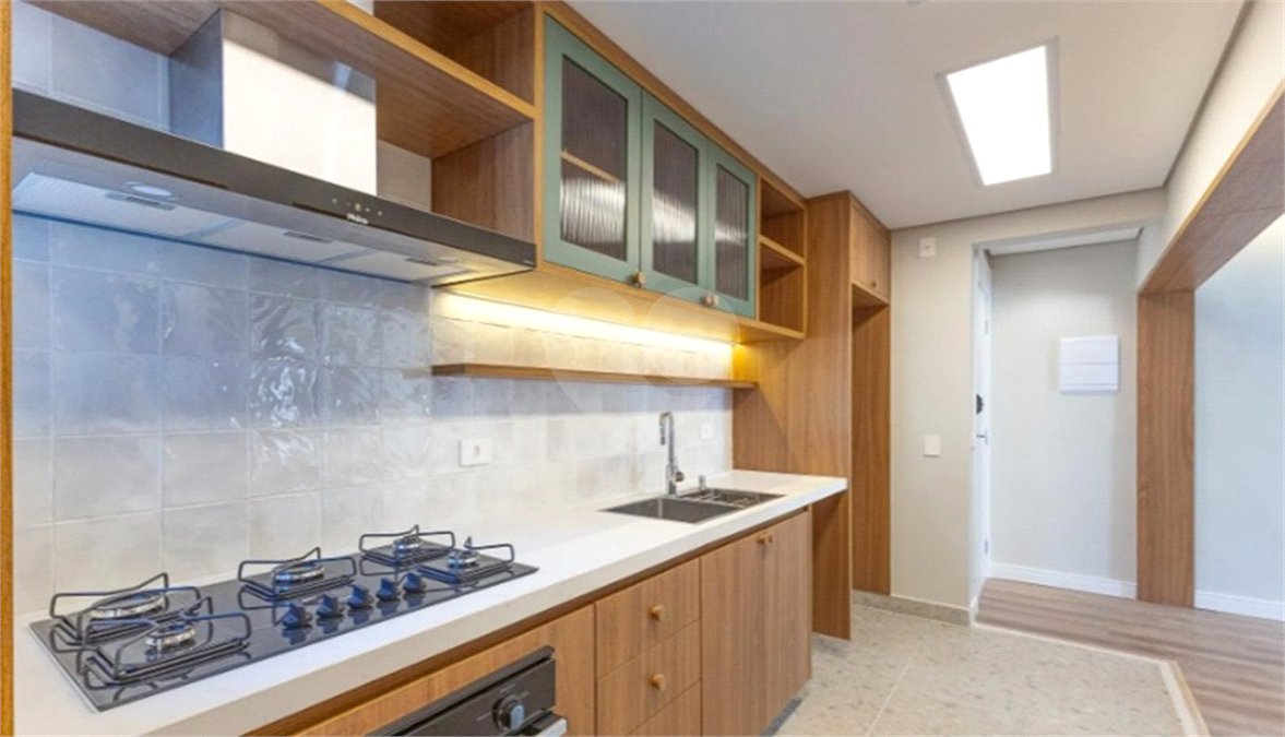 Apartamento à venda com 2 quartos, sendo 1 suíte, em Vila Olímpia, São Paulo, SP