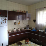 Casa à venda com 4 quartos, sendo 1 suíte, em Campo Belo, São Paulo, SP