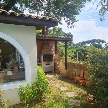 Casa à venda com 4 quartos, sendo 2 suítes, no condomínio Comendador Elias Jafet, São Paulo - SP