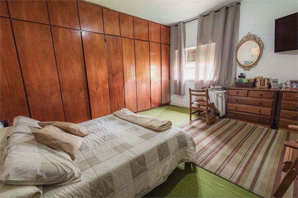 Casa à venda com 5 quartos, sendo 1 suíte, em Vila Rosália, Guarulhos, SP