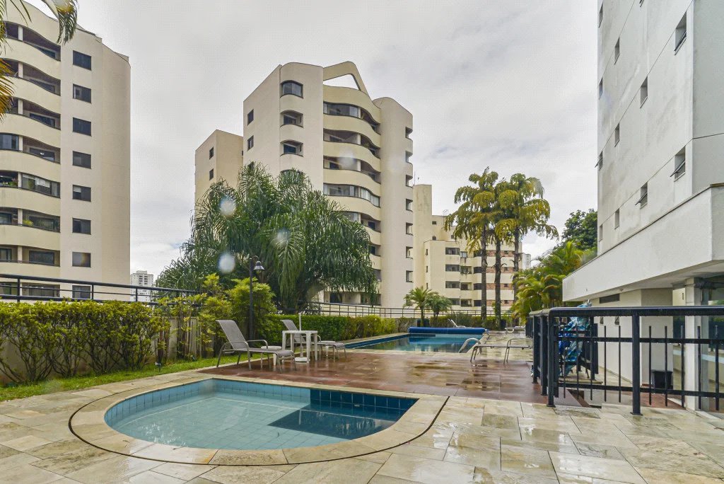 Duplex à venda com 4 quartos, sendo 2 suítes, em Vila Suzana, São Paulo, SP