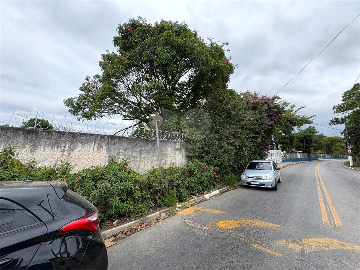 Área de Terra à venda ou para alugar com 2 quartos em Chácaras Reunidas Guaio, Suzano, SP
