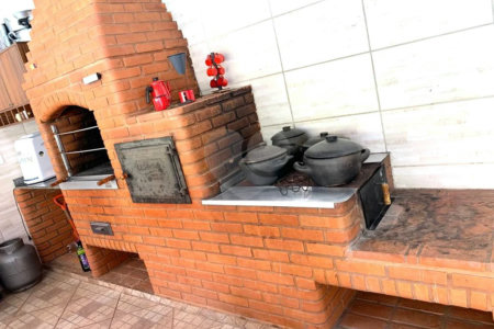 Casa à venda com 10 quartos, sendo 3 suítes, no condomínio Chácaras Campo Verde, Campo Limpo Paulista - SP