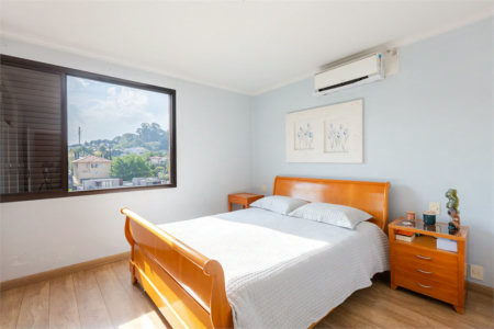 Apartamento à venda com 4 quartos, sendo 3 suítes,  em Real Parque, São Paulo, SP