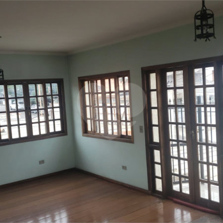 Sobrado à venda ou para alugar com 4 quartos, sendo 2 suítes, em Vila Congonhas, São Paulo, SP