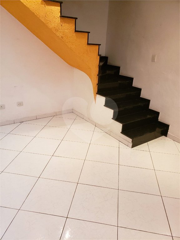 Sobrado à venda com 2 quartos em Jardim Santa Mena, Guarulhos, SP