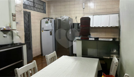 Sobrado à venda com 5 quartos em Campos Elíseos, Ribeirão Preto, SP