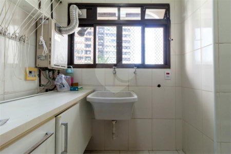 Apartamento à venda com 3 quartos, sendo 1 suíte, em Brooklin, São Paulo, SP