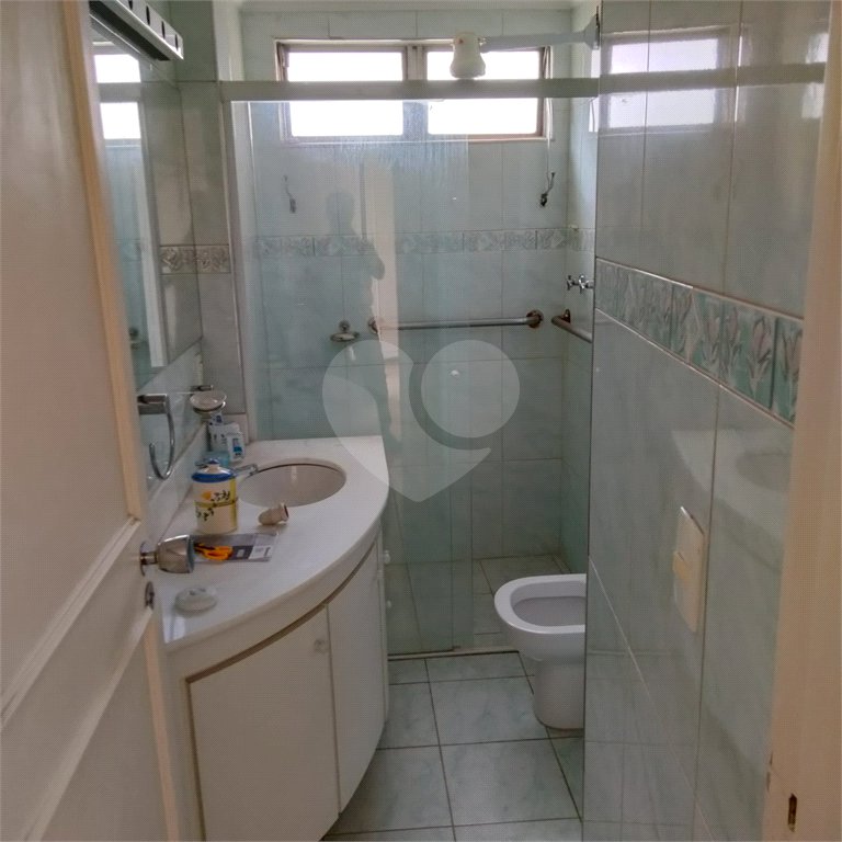 Apartamento à venda com 3 quartos, sendo 1 suíte,  em Aclimação, São Paulo, SP