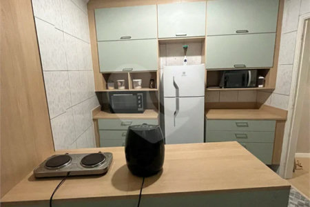 Apartamento à venda com 55m² - Próximo aos metrôs Liberdade e Sé