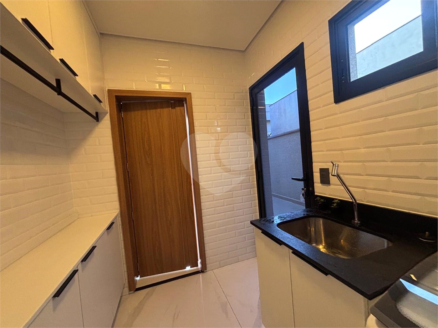 Casa à venda com 4 suítes no condomínio Alphaville Nova Esplanada 4, Votorantim - SP