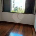 Apartamento à venda ou para alugar com 4 quartos, sendo 1 suíte,  em Vila Andrade, São Paulo, SP
