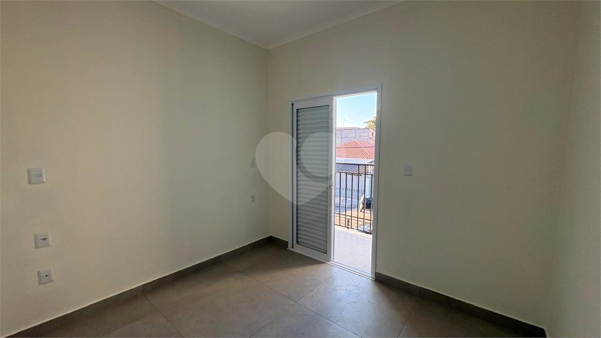 Casa de Vila à venda com 2 suítes em Jardim São Paulo, Sorocaba, SP