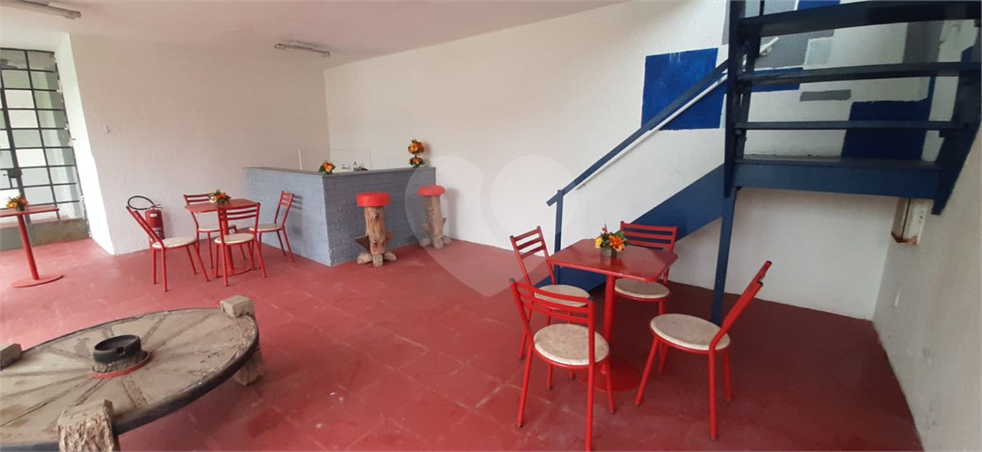 Casa Térrea à venda com 5 quartos, sendo 3 suítes, em Serra da Cantareira, Mairiporã, SP