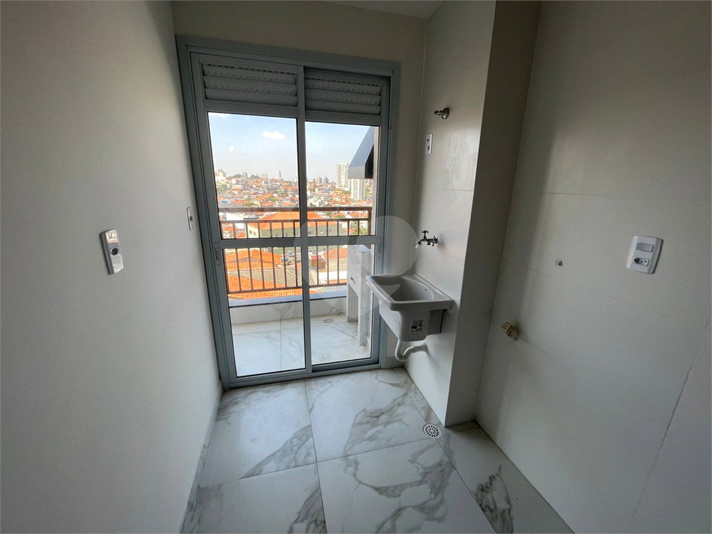 Apartamento à venda com 2 quartos, sendo 1 suíte,  em Parada Inglesa, São Paulo, SP