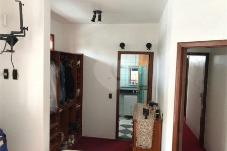 Casa à venda com 2 quartos, sendo 3 suítes, em Vila Oliveira, Mogi das Cruzes, SP