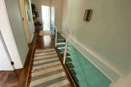 Casa à venda com 4 quartos, sendo 1 suíte, em Vila São Silvestre, São Paulo, SP