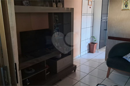 Casa à venda com 2 quartos em Conjunto Habitacional Fortunato Fioravante Angelieri, Porto Feliz, SP