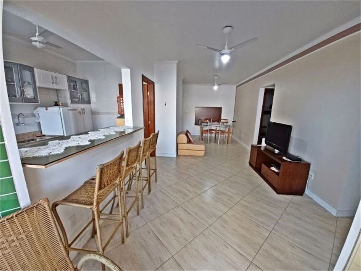 Apartamento Residencial à venda, Vila Guilhermina, Praia Grande - AP0254.