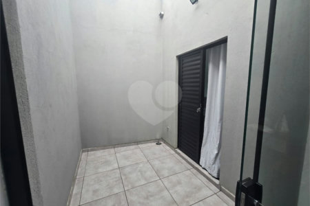 Casa à venda com 3 quartos, sendo 1 suíte, em Vila Santana, Itapetininga, SP