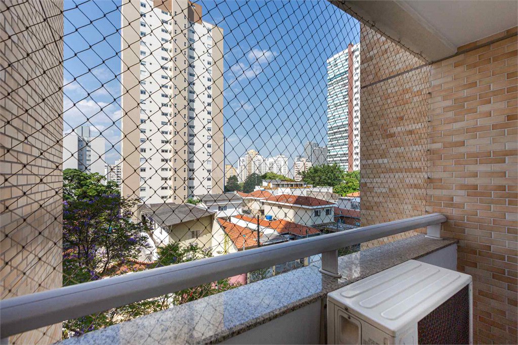 Apartamento à venda com 3 suítes em Vila Anglo Brasileira, São Paulo, SP
