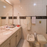 Casa à venda com 4 quartos, sendo 3 suítes, em Vila Sônia, São Paulo, SP
