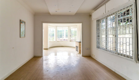 Casa à venda ou para alugar com 4 quartos, sendo 1 suíte,  em Pacaembu, São Paulo, SP